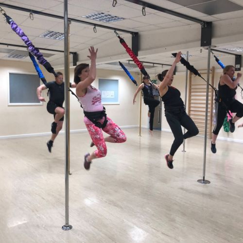 bungee-fitness-01.jpg
